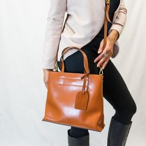 Sold! Closeout Sale New NAWO Fine Leather Cognac Tote Bag Purse Sz M❣️